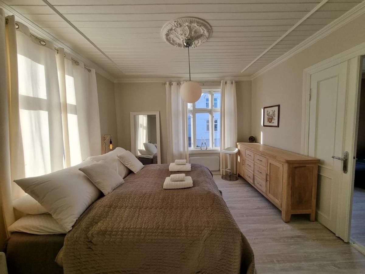 Modern And Central 2 Bedroom W/King Beds + Free Parking Stavanger Esterno foto